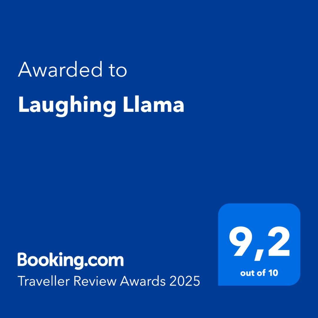 Laughing Llama Vernon Eksteriør billede